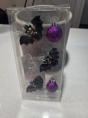 Halloween ornaments missing one ball